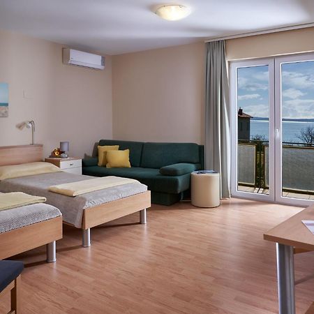 Palmaja Apartment คาชเตลา ภายนอก รูปภาพ