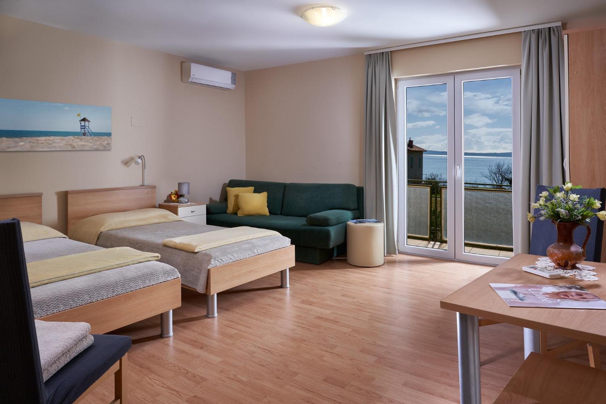 Palmaja Apartment คาชเตลา ภายนอก รูปภาพ
