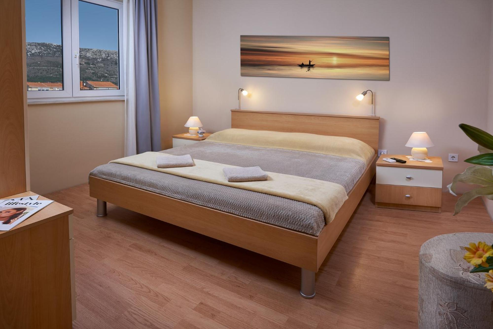 Palmaja Apartment คาชเตลา ภายนอก รูปภาพ